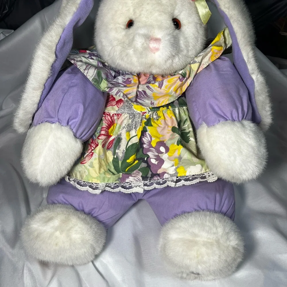 Vintage 1990 Plush Creations Bunny Rabbit 22” Easter‎ Plush Floral Apron